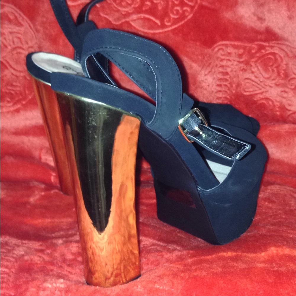 Qupid 👠 - Picture 3 of 4